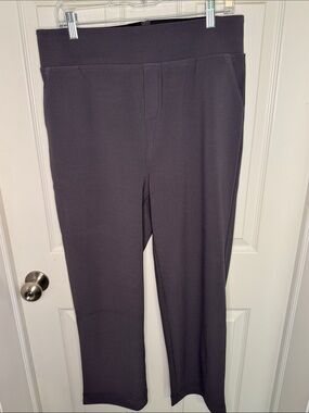 NWOT Zenana Outfitters Straight Leg Pants in Charcoal Gray
